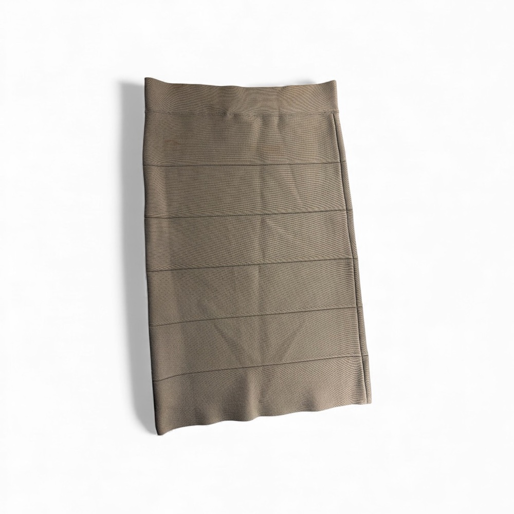 BCBGMAXAZRIA Simone Pull-On Bandage Skirt,small